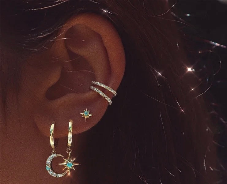 Starry nights - opal stud GOLD